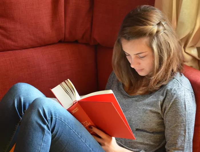 Mdchen lesen